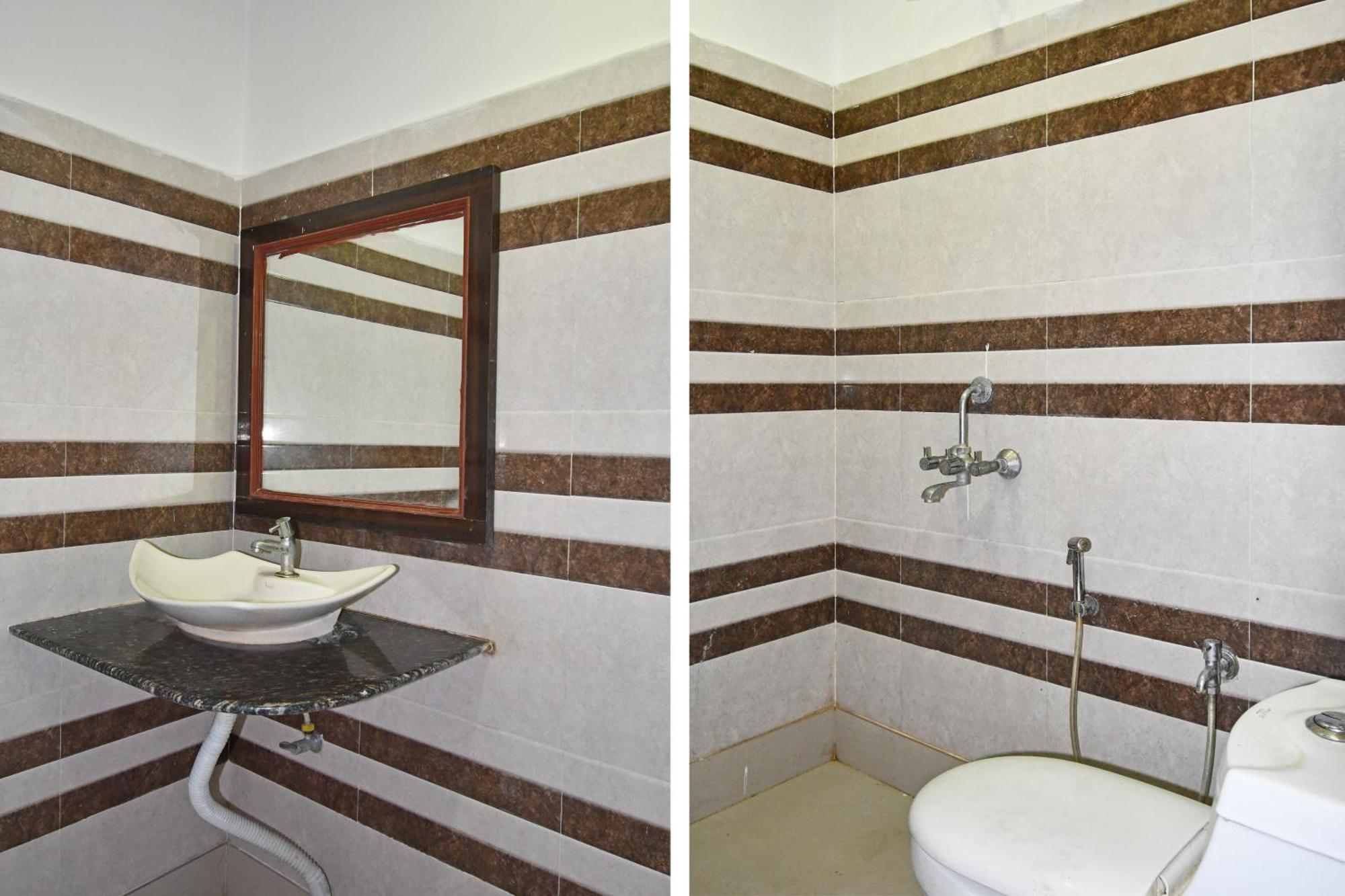 Oyo Hotel Chinar Park Калькутта Экстерьер фото